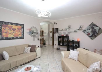 Soggiorno - Villa a Schiera via podgora
 
20, Santhià - foto 21