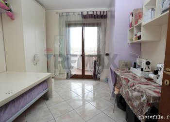 Camera / camera da letto - Villa a Schiera via podgora
 
20, Santhià - foto 37