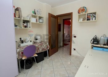 Sala da pranzo - Villa a Schiera via podgora
 
20, Santhià - foto 38