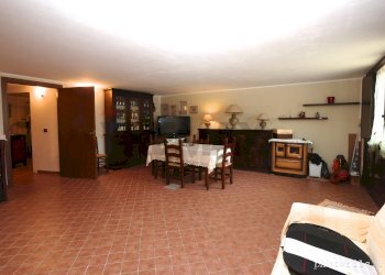 Sala da pranzo - Villa a Schiera via podgora
 
20, Santhià - foto 62