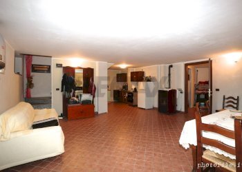 Sala da pranzo - Villa a Schiera via podgora
 
20, Santhià - foto 63