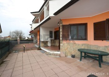 Terrazza - Villa a Schiera via podgora
 
20, Santhià - foto 81