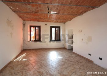 Stanza vuota - Casa semi indipendente Via Notaio Landorno
 
10, Palazzo Canavese - foto 5