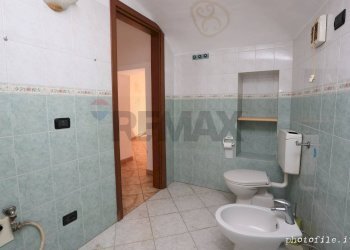 Bagno - Casa semi indipendente Via Notaio Landorno
 
10, Palazzo Canavese - foto 8