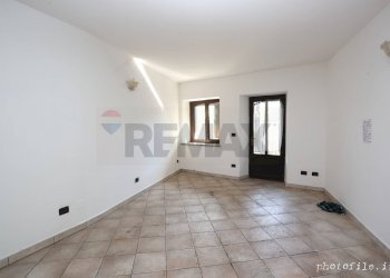 Stanza vuota - Casa semi indipendente Via Notaio Landorno
 
10, Palazzo Canavese - foto 12