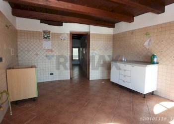 Cucina - Casa semi indipendente Via Notaio Landorno
 
10, Palazzo Canavese - foto 21