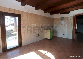 Stanza vuota - Casa semi indipendente Via Notaio Landorno
 
10, Palazzo Canavese - foto 23