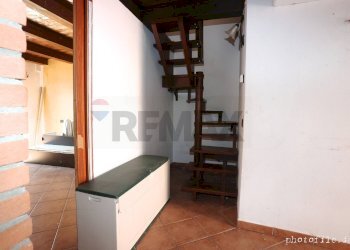 Scale - Casa semi indipendente Via Notaio Landorno
 
10, Palazzo Canavese - foto 32