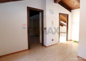 Stanza vuota - Casa semi indipendente Via Notaio Landorno
 
10, Palazzo Canavese - foto 33