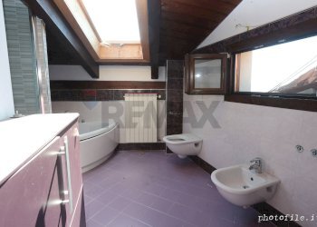 Bagno - Casa semi indipendente Via Notaio Landorno
 
10, Palazzo Canavese - foto 36