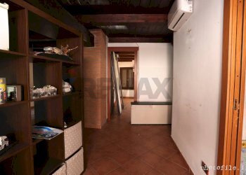 Hall / corridoio - Casa semi indipendente Via Notaio Landorno
 
10, Palazzo Canavese - foto 52