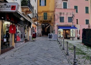 Edificio all\'aperto - Three-room apartment Via palmari
 
6, Sanremo - photo 5