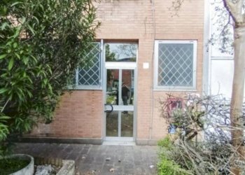 Ingresso - Capannone via Caduti per la Libertà, Granarolo dell'Emilia - foto 2