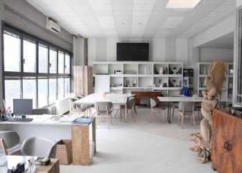 Interno non residenziale - Capannone via dei Lapidari, Bologna (zona Corticella) - foto 4