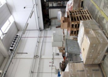 Interno non residenziale - Capannone via dei Lapidari, Bologna (zona Corticella) - foto 32