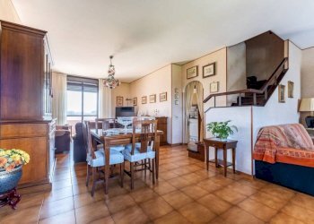 Salone - Quadrilocale via Busto Arsizio, 15, Roma - foto 11