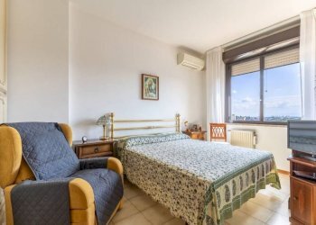 Camera da letto - Quadrilocale via Busto Arsizio, 15, Roma - foto 14