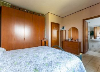 Camera da letto - Quadrilocale via Busto Arsizio, 15, Roma - foto 21