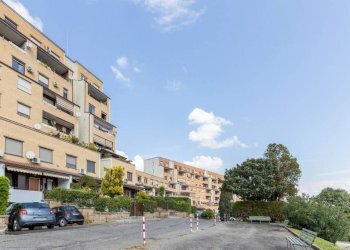 Zona - Quadrilocale via Busto Arsizio, 15, Roma - foto 30