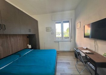 Camera da letto - Trilocale via Nino Locarno, 66, Samarate - foto 7