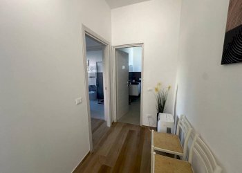 Disimpegno - Three-room apartment via Nino Locarno, 66, Samarate - photo 8