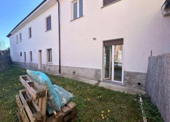 Giardino - Three-room apartment via Nino Locarno, 66, Samarate - photo 18