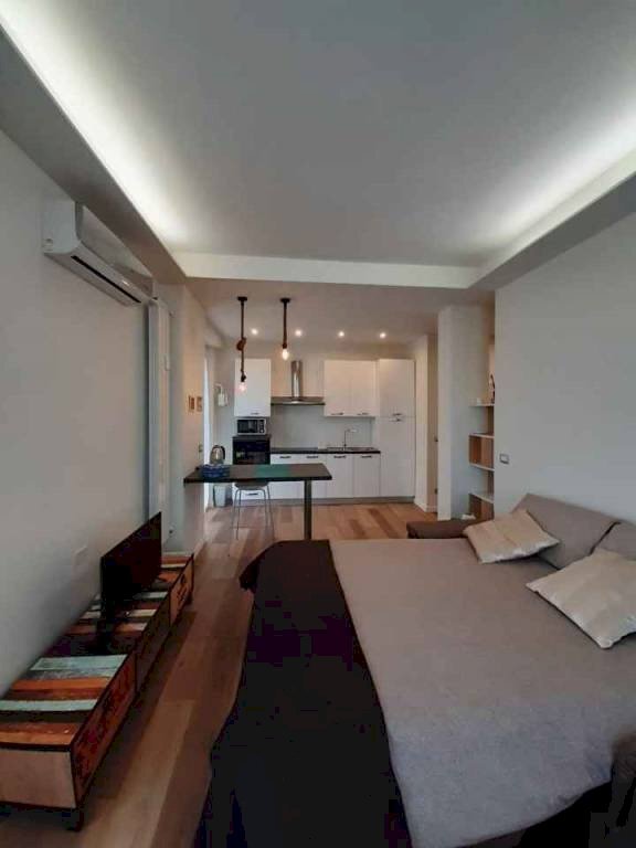 Salone - Loft via Pianezza, 6, Torino (zona San Donato) - foto 2