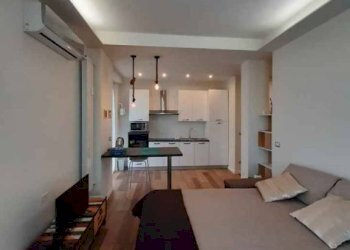 Salone - Loft via Pianezza, 6, Torino (zona San Donato) - foto 2