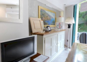 Foto 3 - Commercial Activity VIA GABRIELE IANNELLI
 
472, Napoli - photo 3