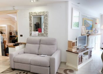 Foto 5 - Commercial Activity VIA GABRIELE IANNELLI
 
472, Napoli - photo 5