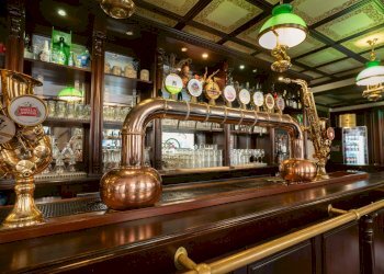 Foto 4 - Commercial Activity via raffaele morghen
 
137, Napoli - photo 4