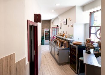 Foto 7 - Commercial Activity via nicola ricciardi
 
5, Napoli - photo 7