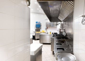 Foto 12 - Commercial Activity via nicola ricciardi
 
5, Napoli - photo 12