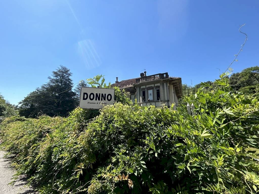 Foto 1 - Stabile - Palazzo Frazione Donno
 
8, Strona - foto 1