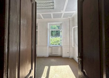Foto 9 - Stabile - Palazzo Frazione Donno
 
8, Strona - foto 9