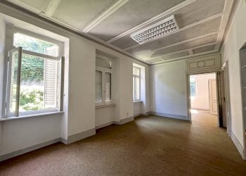 Foto 13 - Stabile - Palazzo Frazione Donno
 
8, Strona - foto 13