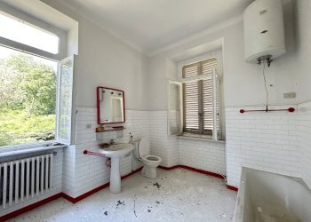 Foto 19 - Stabile - Palazzo Frazione Donno
 
8, Strona - foto 19