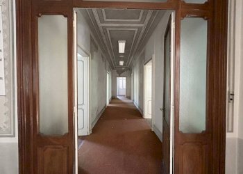 Foto 28 - Stabile - Palazzo Frazione Donno
 
8, Strona - foto 28