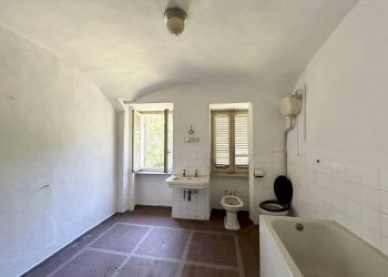 Foto 74 - Stabile - Palazzo Frazione Donno
 
8, Strona - foto 74