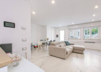 Salone - Trilocale via Andromaca, 28, Anzio - foto 7