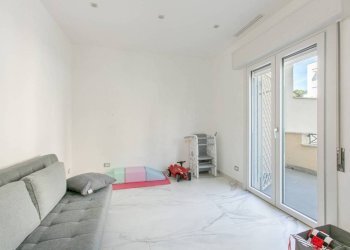 Camera da letto - Trilocale via Andromaca, 28, Anzio - foto 26