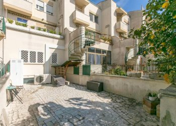 Cortile interno - Trilocale via Andromaca, 28, Anzio - foto 37