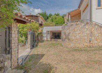 Casa all\'aperto - Villa via savotani
 
snc, Cerisano - foto 2