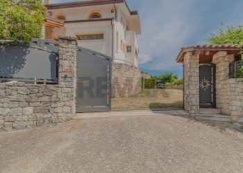 ingresso villa - Villa via savotani
 
snc, Cerisano - foto 4