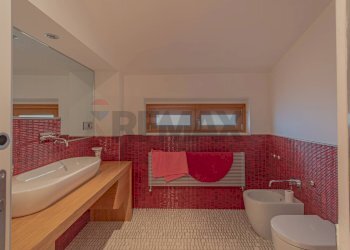 Bagno - Villa via savotani
 
snc, Cerisano - foto 34