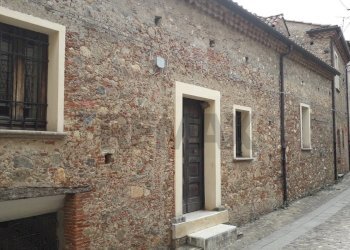 Casa all\'aperto - Casa indipendente VIA INTERNA DONNICI SUPERIORE
 
87, Cosenza - foto 3