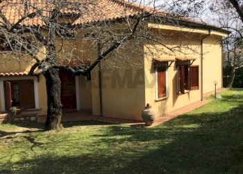 Casa all\'aperto - Villa via croce
 
1, Cerisano - foto 10