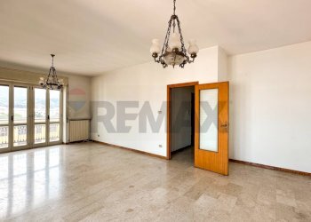 Salone - Appartamento VIA SIMONETTA
 
29, Cosenza - foto 21