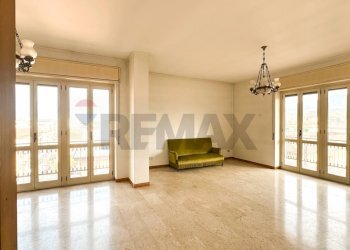 Salone - Appartamento VIA SIMONETTA
 
29, Cosenza - foto 25