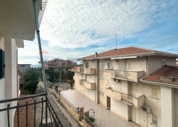 Vista balcone 1 - Appartamento via dei Bizantini
 
2, Belvedere Marittimo - foto 6